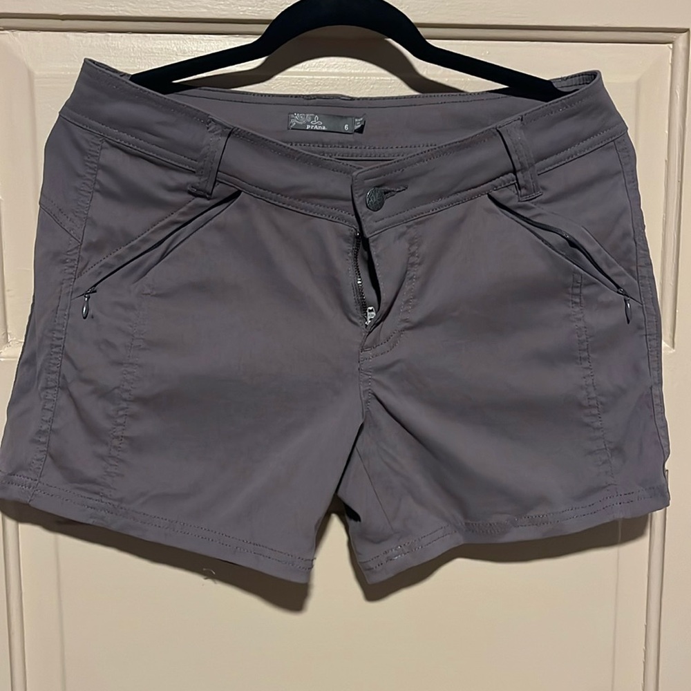Prana shorts size 6 gray